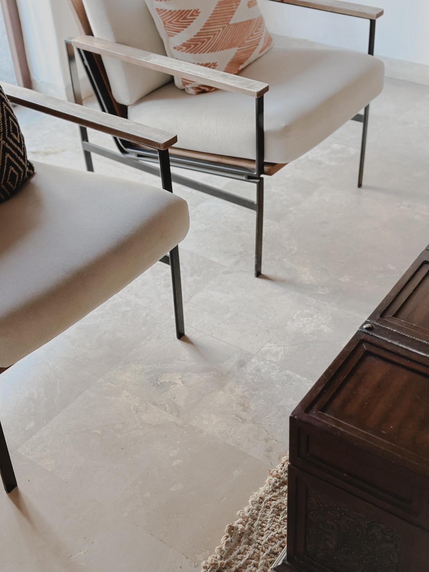 Hotel Catedral La Paz Bagian luar foto A floor made of limestone